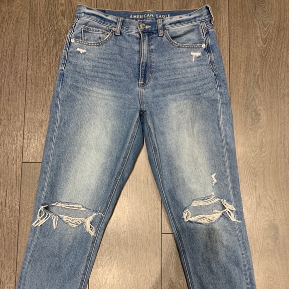 American Eagle Distressed Mom Jeans